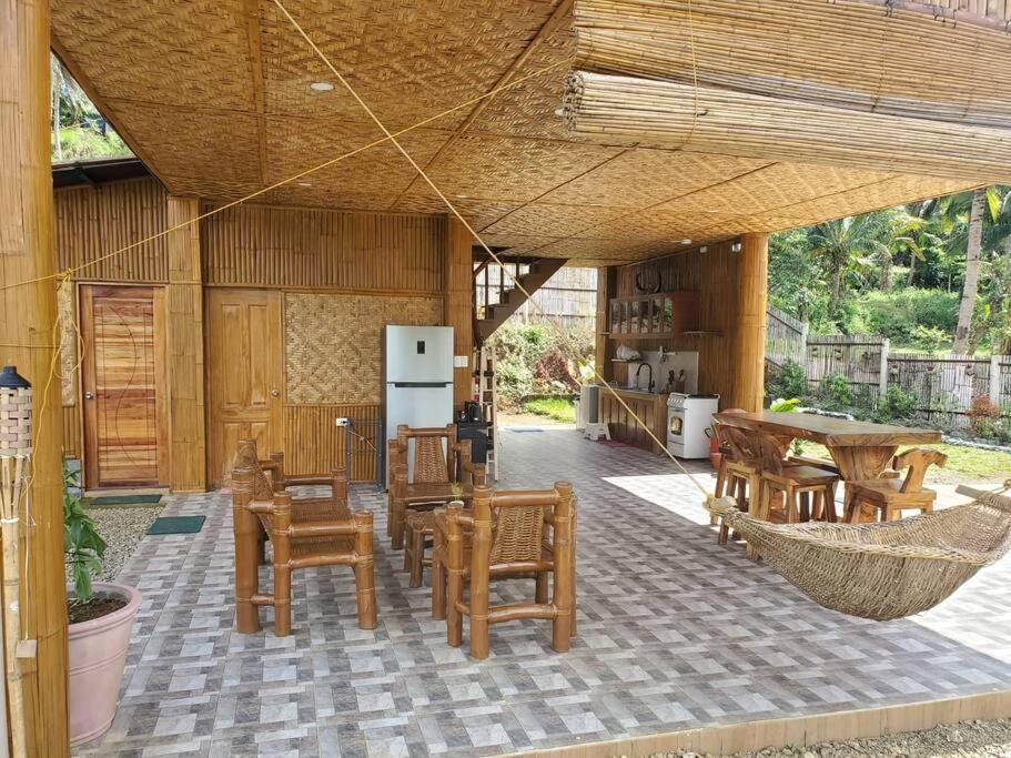Вилла Modern Bahay Kubo In A Farm Near Tagaytay Тагайтай Экстерьер фото